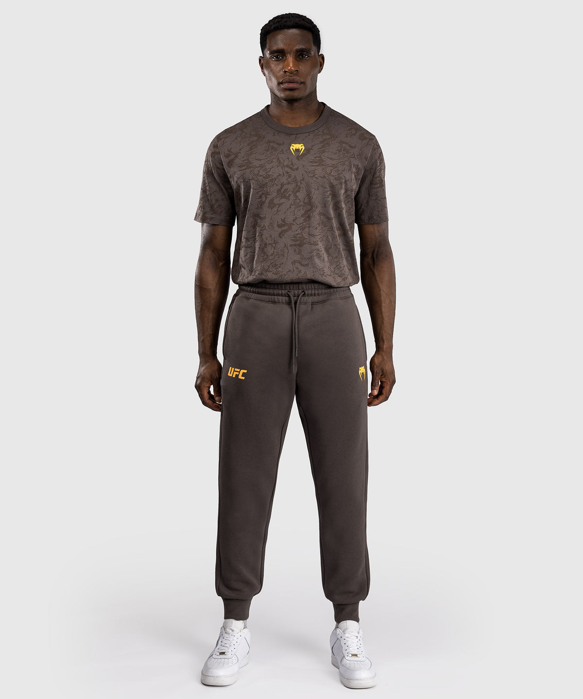 UFC Fusion by Venum Fight Week Pantalón de Algodón para Hombre - Solid Marrón tierra