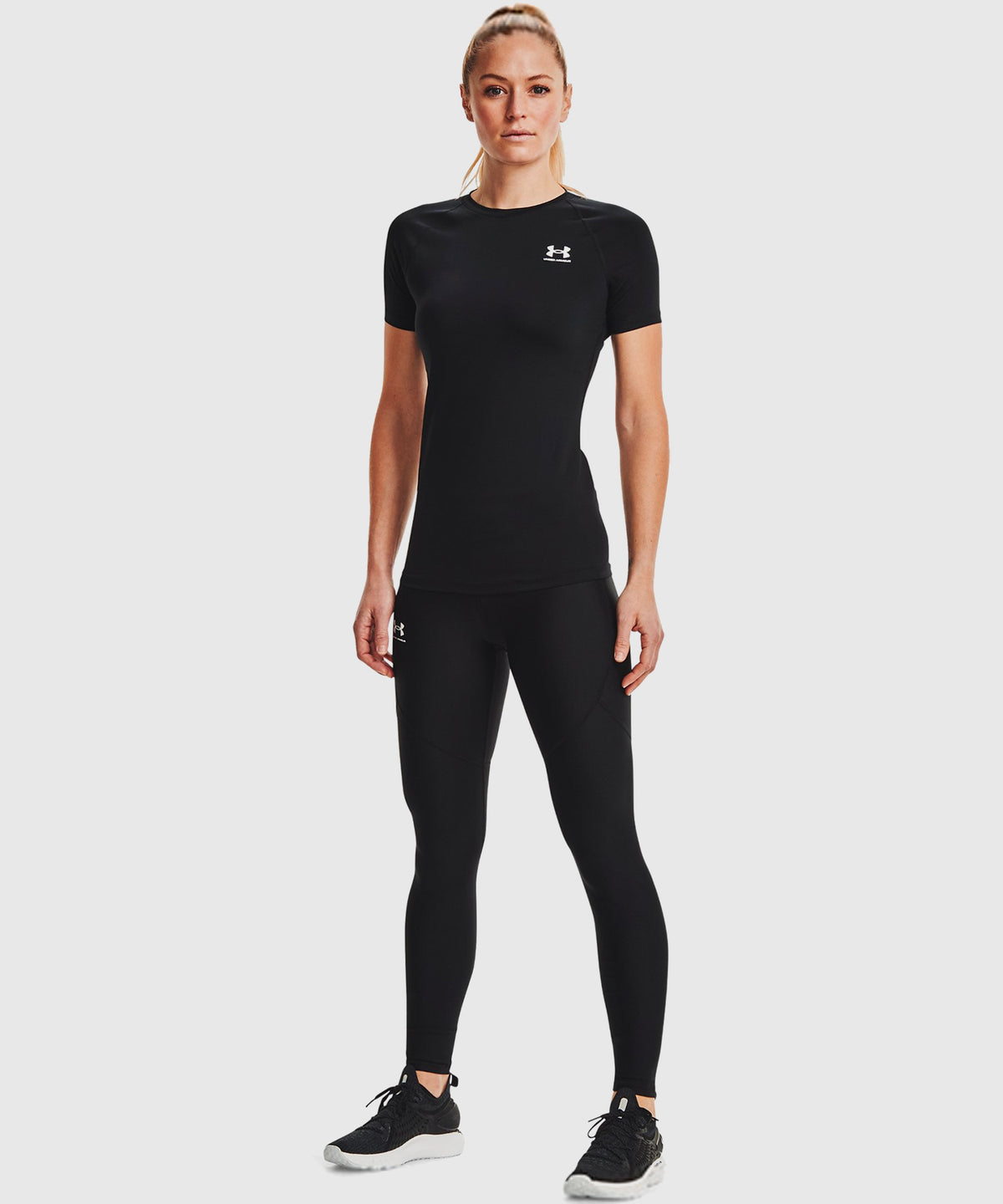 Under Armour Heatgear® Camiseta para Mujer – Negro/Blanco