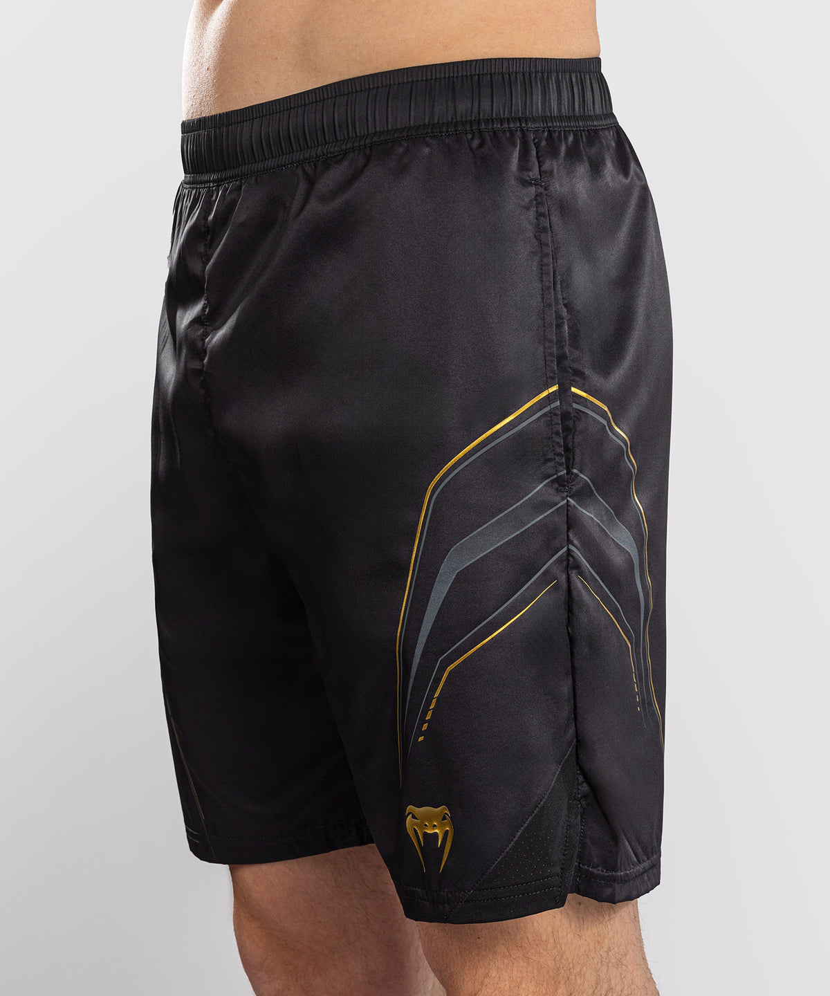 Venum Streamline Training Shorts - Black/Gold