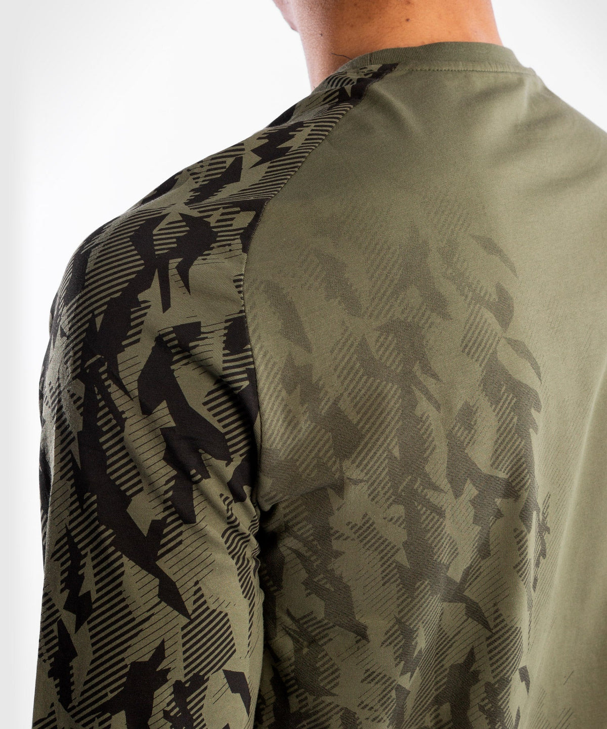 Langarmshirt Mann UFC Venum Authentic Fight Week - Khaki